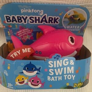 Pinkfong Baby Shark Sing & Swim Bath Toy - Pink NEW